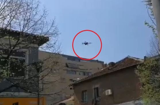 Policia do perdore drone per menaxhimin e situates: Monitorojne dhe japin mesazhe